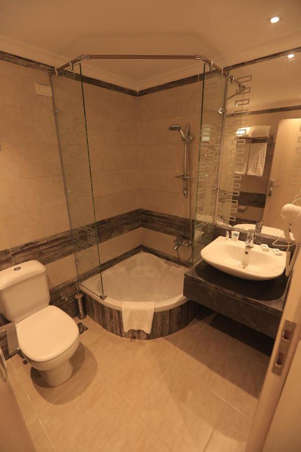 Diamond Azur Sohag Hotell Exteriör bild